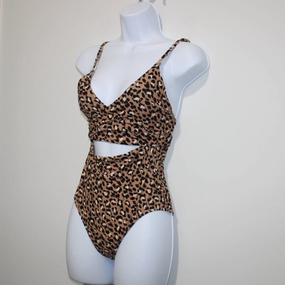Aerie Leopard Wrap One Piece Swimsuit - Picture 4 of 7
